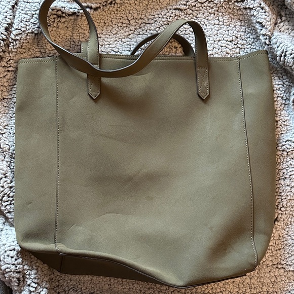 Old Navy Handbags - Old Navy Olive Tote Bag with Dual Handles